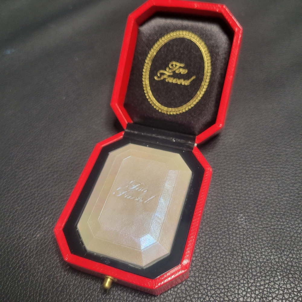 Too Faced Diamond Light - Picture 6 of 9